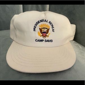 EUC VINTAGE White “Presidential Retreat Camp David” Snapback Hat.